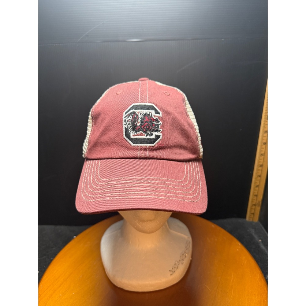 Top of the World South Carolina Gamecocks Trucker Hat Snapback Garnet Red Mesh